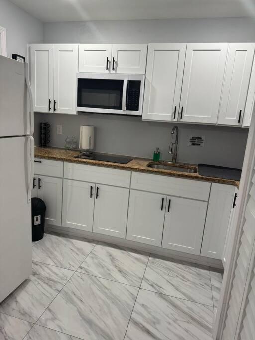 Great Apartment In Valrico Экстерьер фото