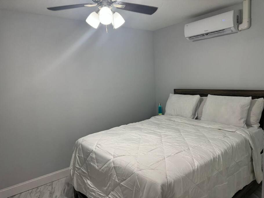 Great Apartment In Valrico Экстерьер фото
